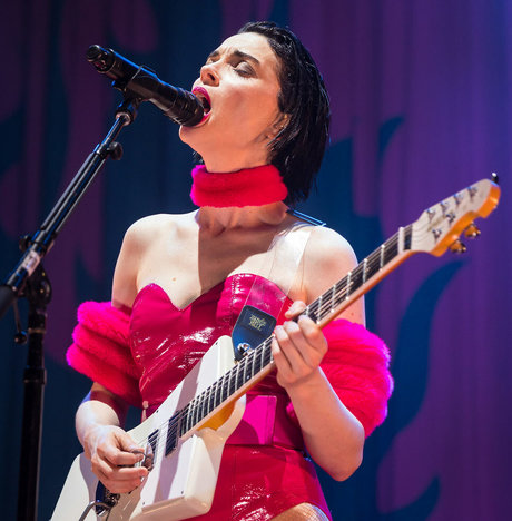 St Vincent pretty model picture