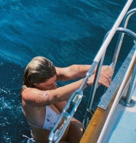 Camillekrahn_ star xxx images