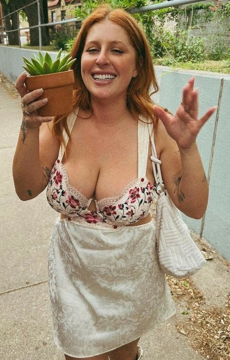 Camillekrahn_ model pornographic images