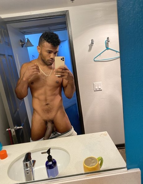 Yourboyfcisco sexy actress photo