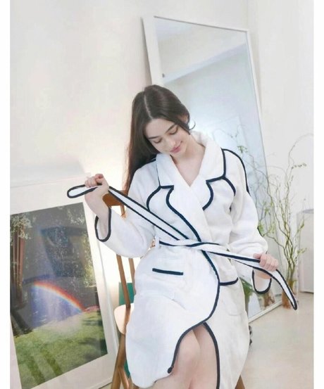 Dasha Tarab star sexy photo