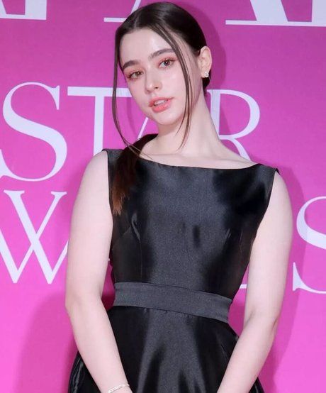 Dasha Tarab pornstar photos