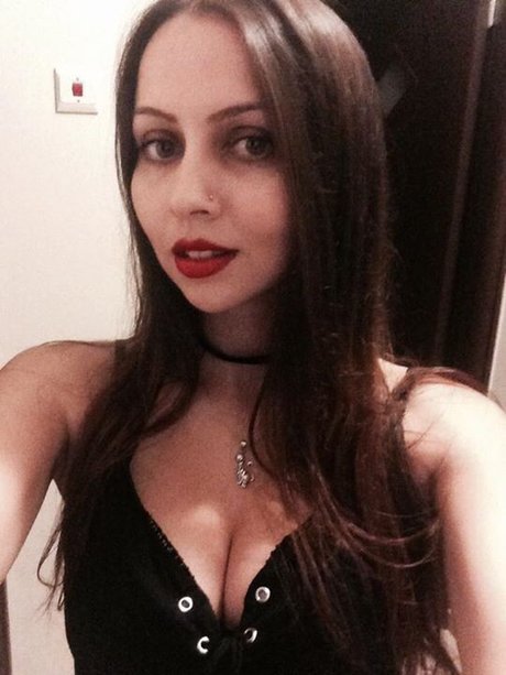 Jennie Naz beautiful actress archive