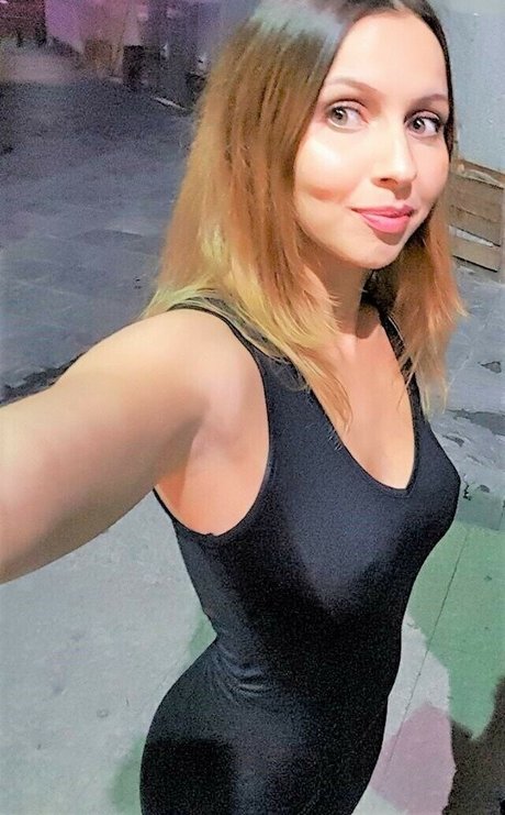 Jennie Naz sex star img