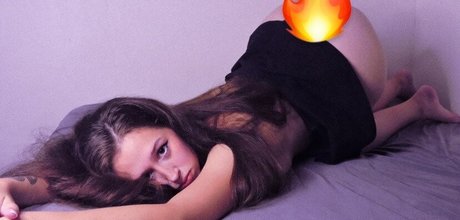 Tsuki Chan star hd image