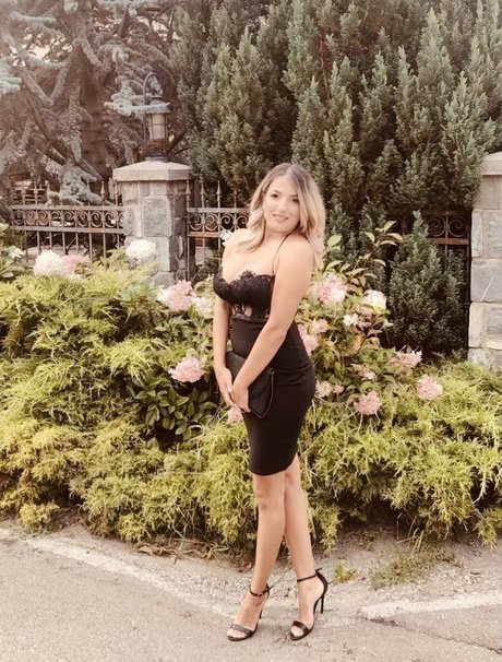 Callmekelly1 art pornstar pic