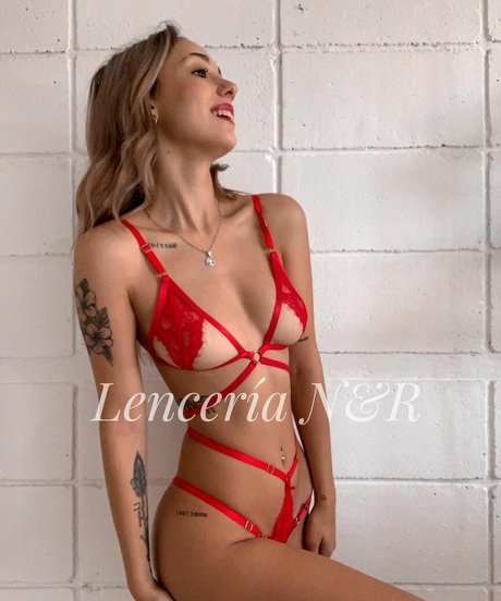 Agus Digri art model pic