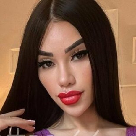 Mayumi Natsunaga nudes model pictures