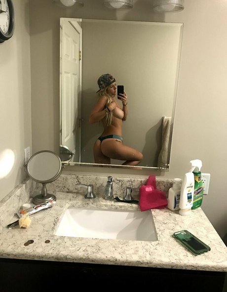 Melissa Sensi star best pics