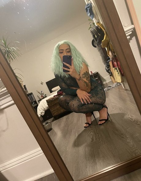 thedellatran sexy actress image