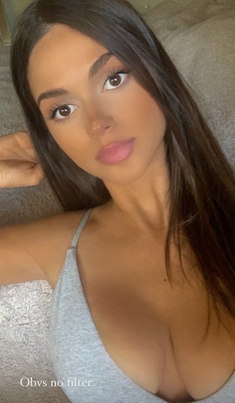 Alexandra Malliaras naked model picture