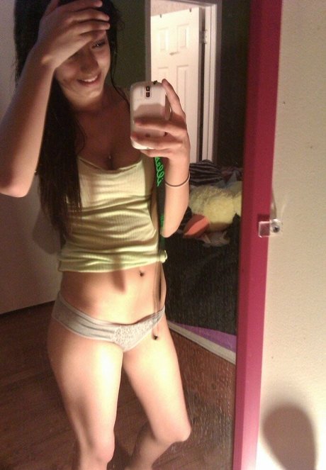 Celia Babe sex actress img