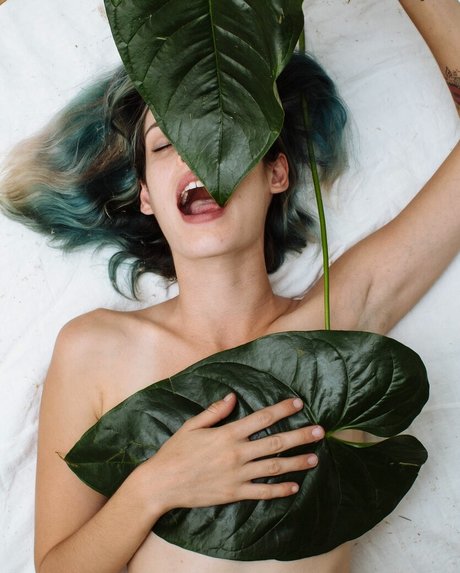 Carly Foulkes star best gallery