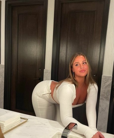 Faith Rendeiro perfect pornstar img