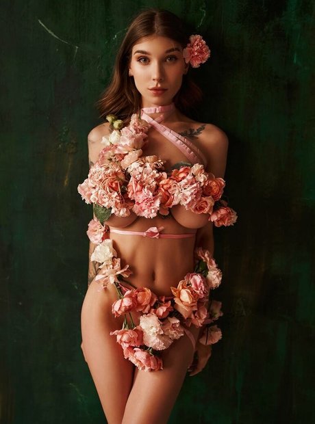 Rich Roxy exclusive star pics