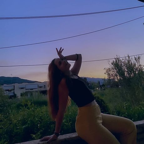 Aria Paria star erotic picture