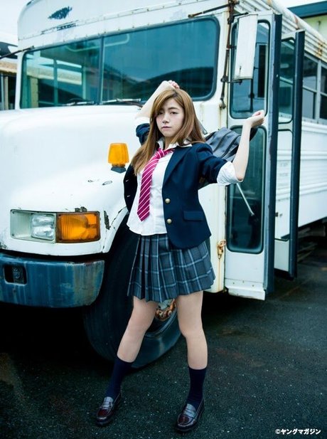 Elaiza Ikeda star naked pics