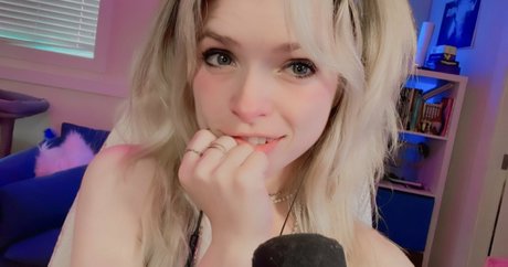 Thejamplan model pretty photo