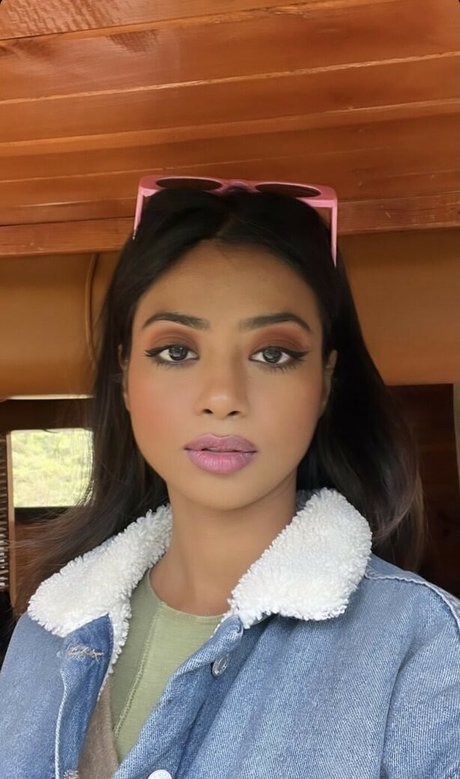 Shaun Romy exclusive actress archive