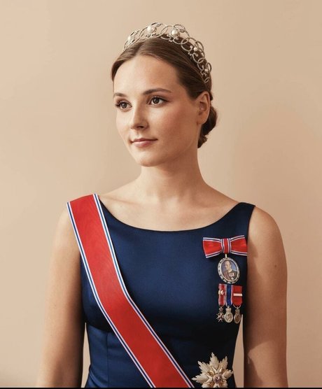 royals model art archive