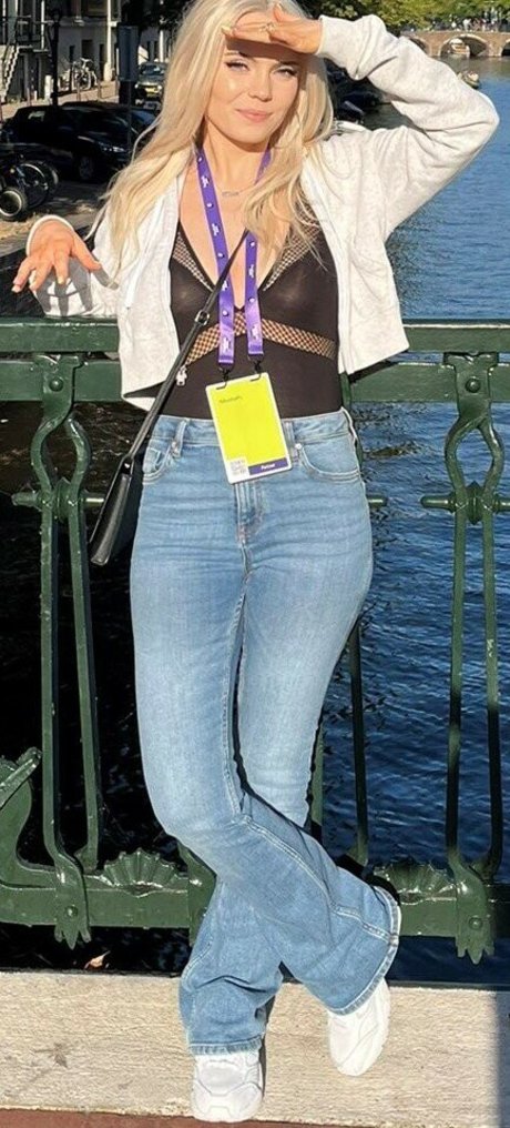 Baffy pornstar nice pic