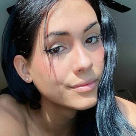 Danielle Briski star exclusive picture