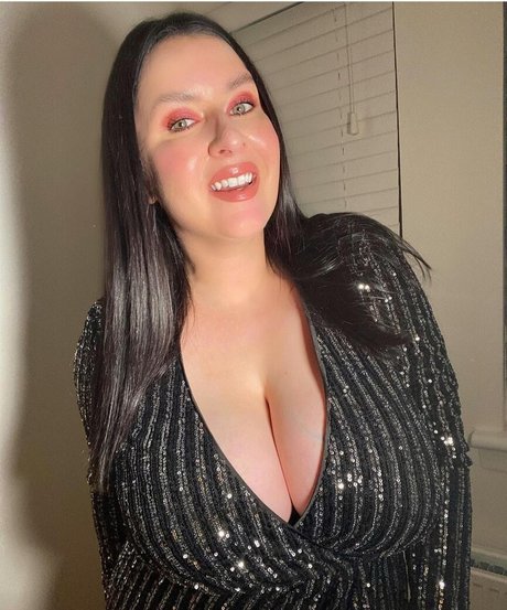 Suzie Mac pornstar high quality images