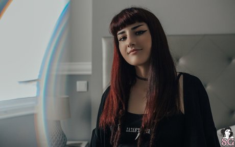 Lunathefairyy beautiful pornstar photo