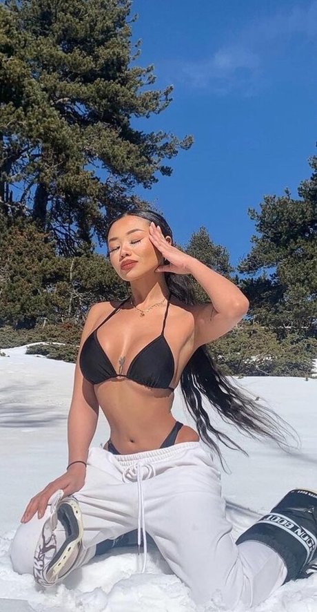 jade del dln hot actress image