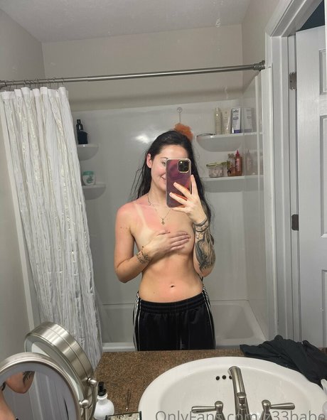 ItsdanniB pornstar xxx images