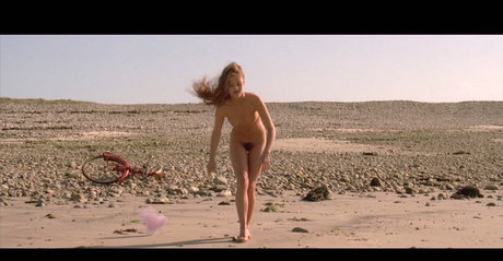 Vanessa Paradis nude pornstar image