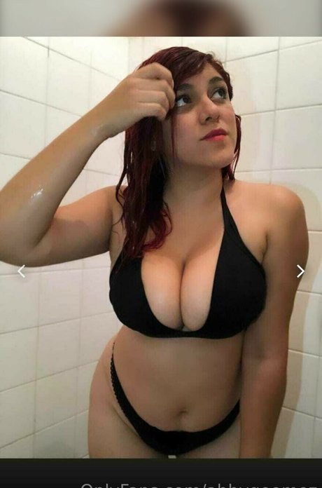 Abby Gomez model adult img