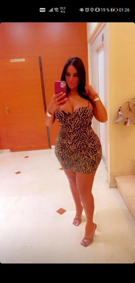 Amilita93 model hot images