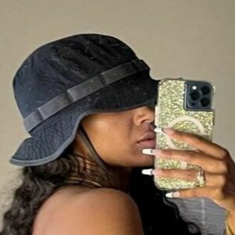 theonly ari b model hd pictures