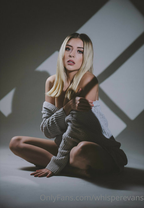 Whisper Evans model free pictures