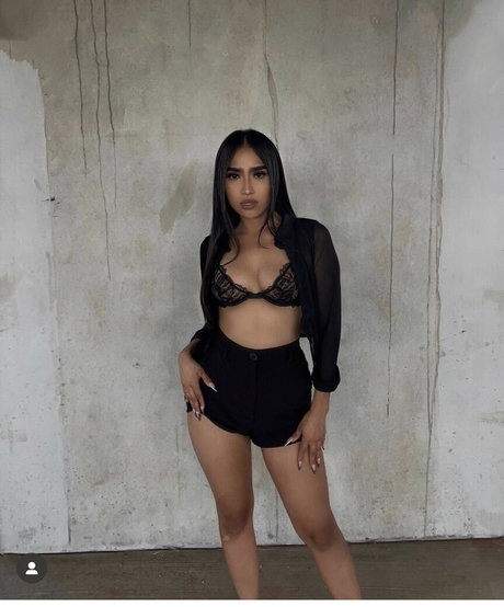 Xoxonastynat pretty model picture