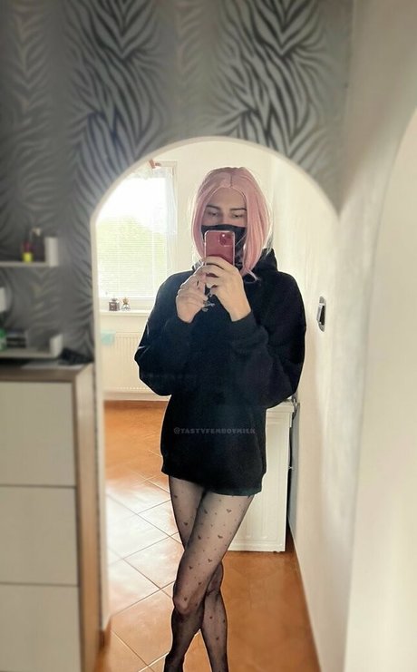 Narreku pornstar high quality pictures