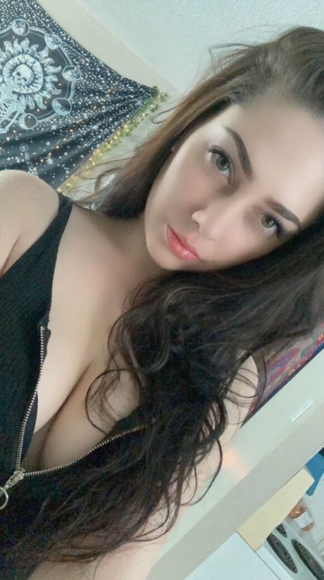 Avari Rain model pornographic img