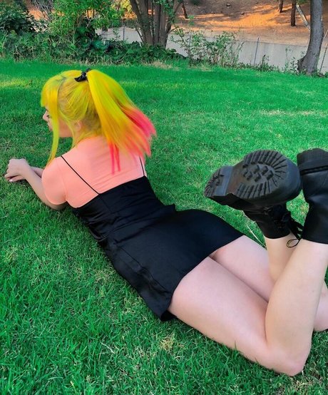 Cindy Paola model art galleries