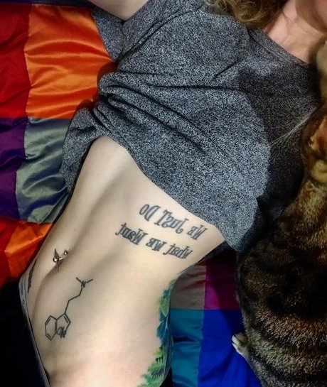 Infy Snow pornographic model images