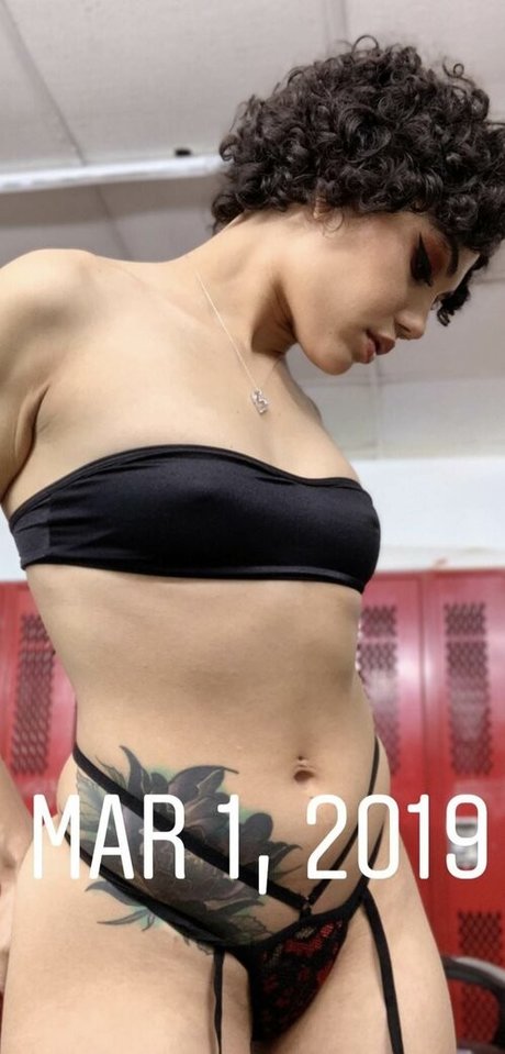 seekingsage sexy actress gallery