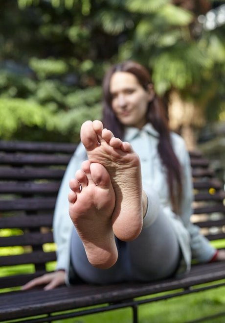 iris vega exclusive star pictures