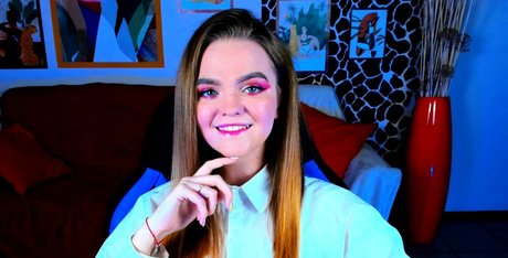 Lindawoodsy model hd pics