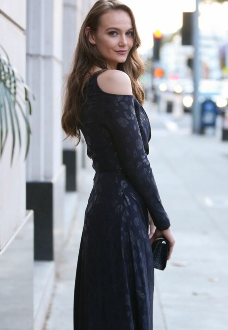 Andi Matichak beautiful actress pictures