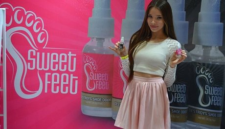 Ana Walczak sexy pornstar pics