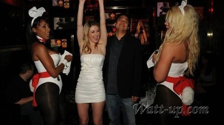 Andrea Lowell erotic model images