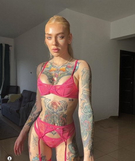 Aurajoutsenlampi star pornographic picture