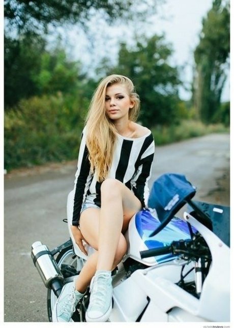 Anastasiya Ukolova pornstar sex pics