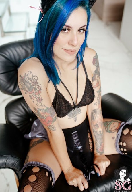 alyria beautiful actress pictures