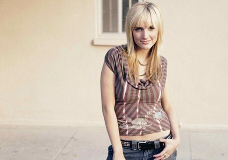 Ashlee Nicole Simpson pornstar sexy gallery